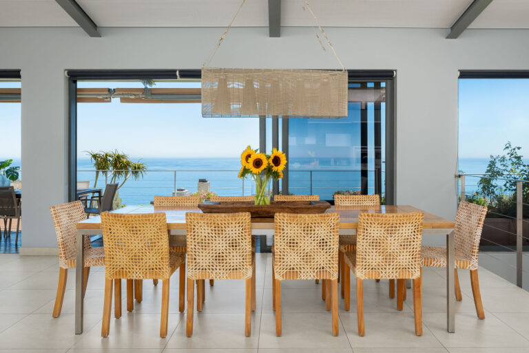 Camps Bay Accommodation - 38 Hely Hutchinson Ave