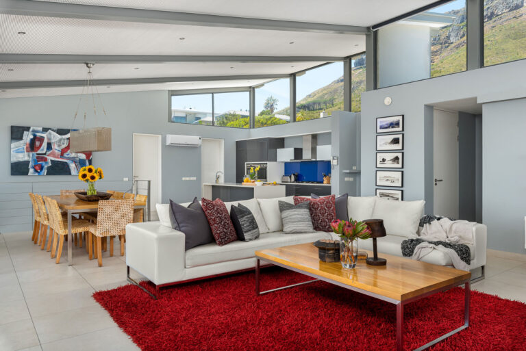 Camps Bay Accommodation - 38 Hely Hutchinson Ave