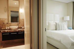 kylemore-101-bedroom-and-bath
