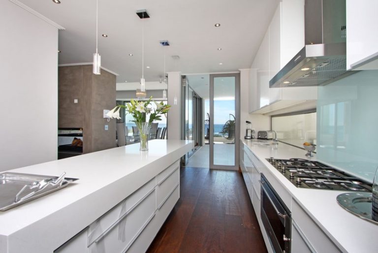 oceana_residences_villa_kitchen_