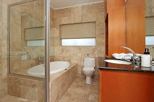 panorama-apartment-panorama-apartment-bathroom-7896924