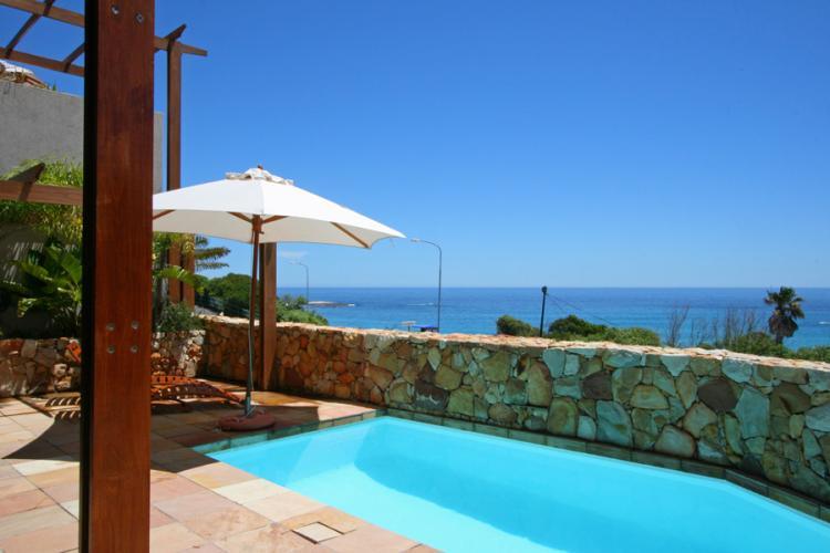 product371-007||glen_beach_1_bedroom_2||product371-004||product371-005||product371-000||product371-019||glen_beach_1_pool||glen_beach_1_staircase||glen_beach_1_main_bedroom||glen_beach_1_bathroom||glen_beach_1_bedroom_
