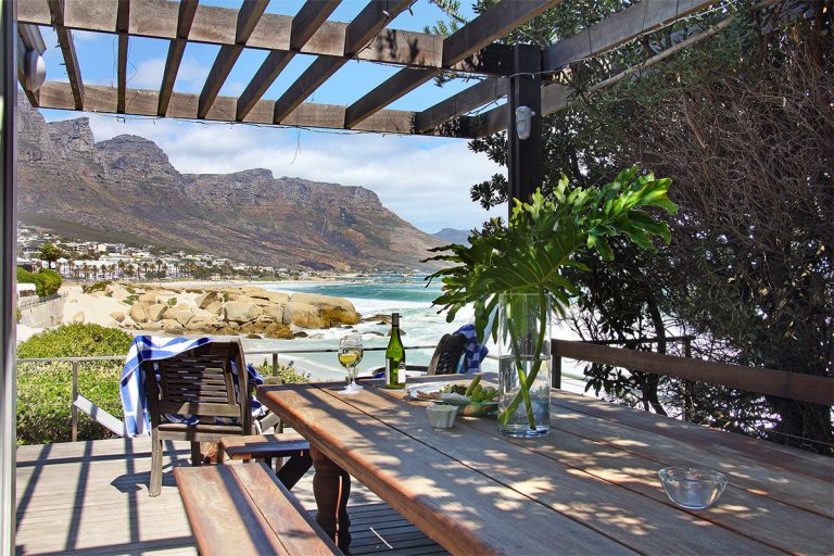 views-glen-beach-vista-lh-23||loungeglen-beach-vista-lh-10||bedroom-glen-beach-vista-lh-13||entrance-glen-beach-vista-lh-20||dining-glen-beach-vista-lh-06||dining-glen-beach-vista-lh-07||lounge_and_views-glen-beach-vista-lh-22||bathroom-glen-beach-vista-lh-15||viewsglen-beach-vista-lh-16||bedroom-glen-beach-vista-lh-08