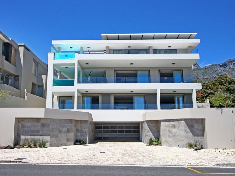 villa||oceana_residences_villa_kitchen_||oceana_residences_first_bed_room-_3_||oceana_residences_second_bed_room-_||oceana_villa_living_room_-1||oceana_villa_living_room_elevator_staircase_-_||oceana_residences_first_bed_rooom_1_||oceana_residences_first_bed_room_bath_-1_||oceana_residences_small_bed_room_bath_