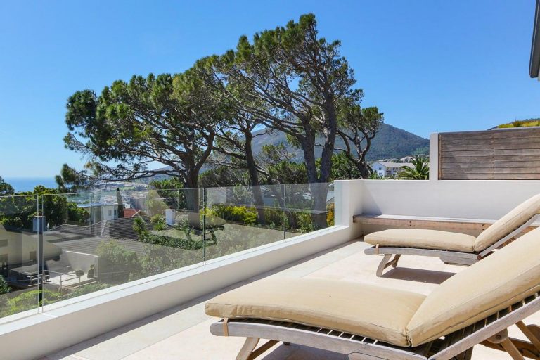 villa-olivier-villa-olivier-balcony-
