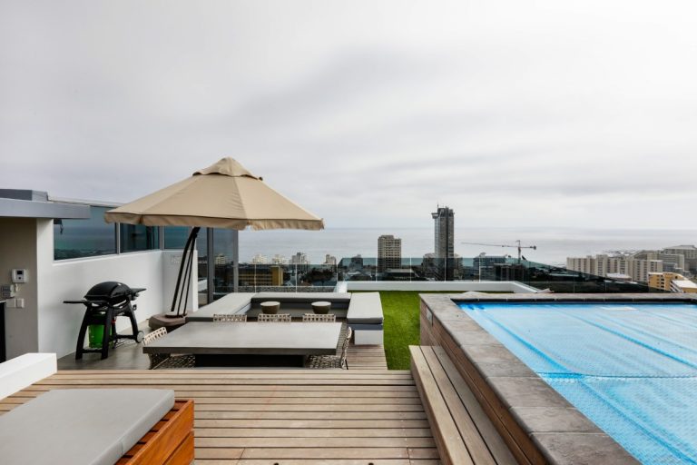 penthouse-on-b-129087476