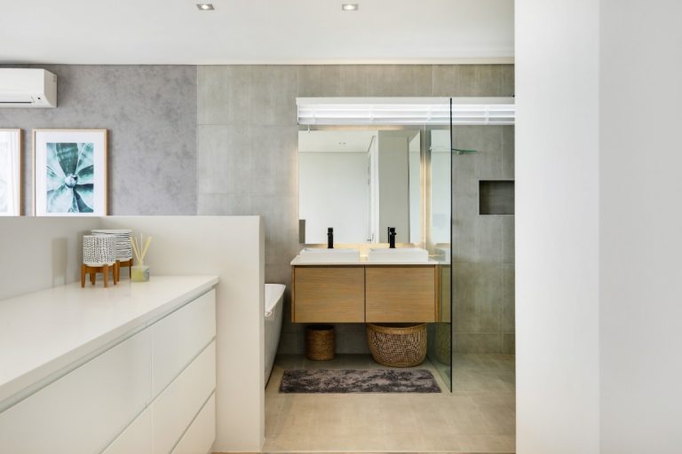 penthouse-on-b-129087514