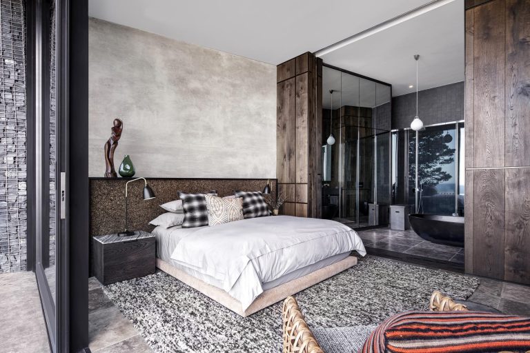 Clifton-Villa-High-end-Elegance-bedroom