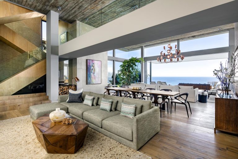 Clifton-Villa-High-end-Elegance-seating-area