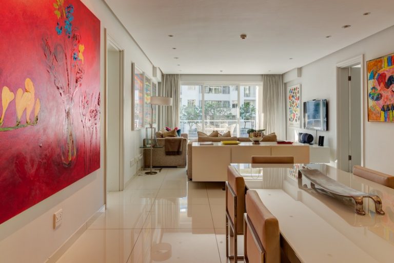 Faulconier-001-Waterfront-interior