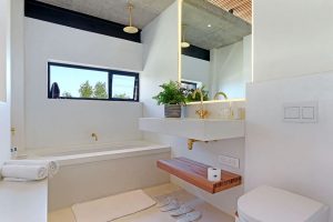 Minima-Camps-Bay-bathroom