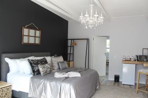 Salt-guesthouse-Dan-bedroom-interior