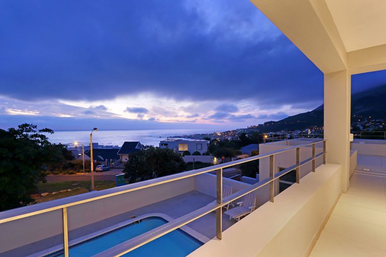shangri-la-camps-bay-View-balcony