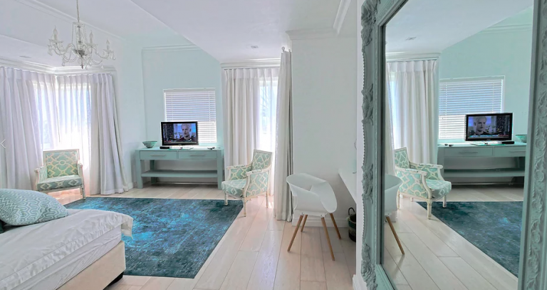 Fir-Holiday-House-Bantry-Bay-at-10.56