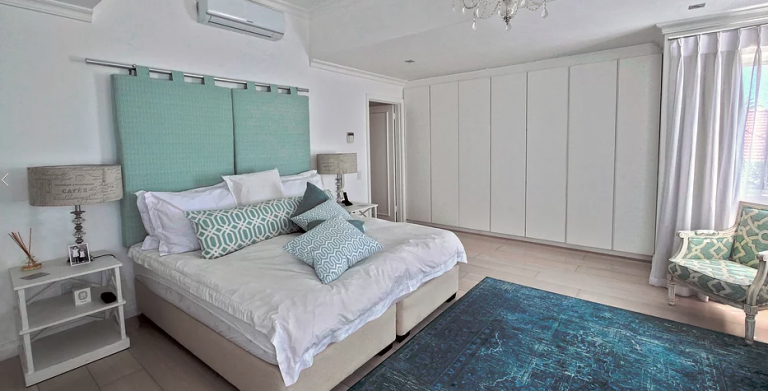 Fir-Holiday-House-Bantry-Bay-at-10.56
