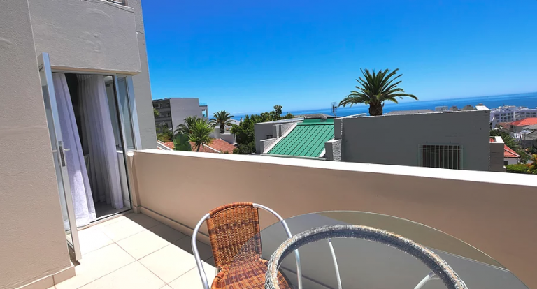 Fir-Holiday-House-Bantry-Bay-at-10.57