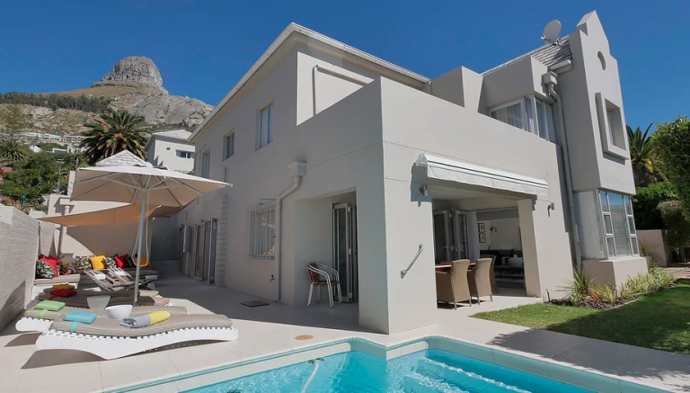 Fir-Holiday-House-Bantry-Bay-at-11.01