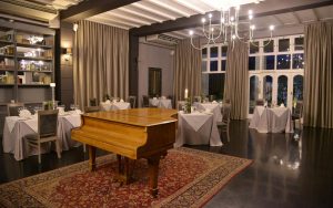La-Franschhoek-Spa-Hotel-dinner