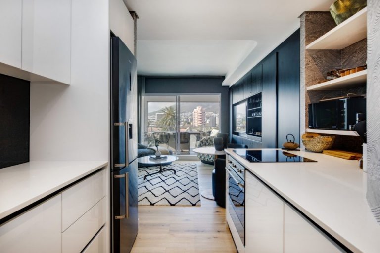 danbury-on-loop-danbury-on-loop-kitchen-145192417-960x640