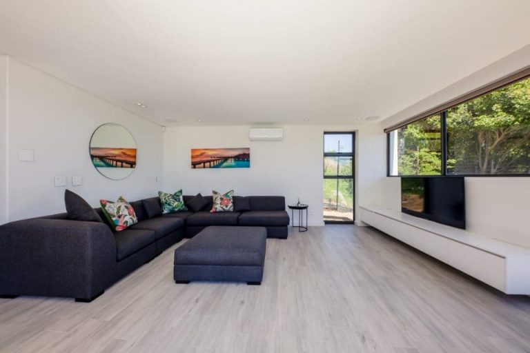 8-fiskaal-8-fiskaal-tv-lounge-169350251-960x640-1