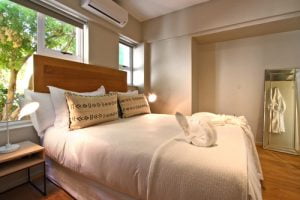 Horak-Villa-Camps-Bay-Holiday-Rental-bedroom-2