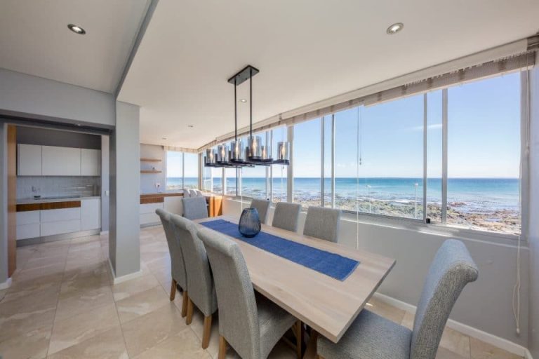 atlantic-views-atlantic-views-dining-room-169352938-960x640-1