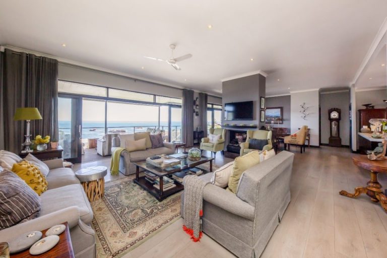 kaplan-house-kaplan-house-formal-lounge-170924678-960x640-1
