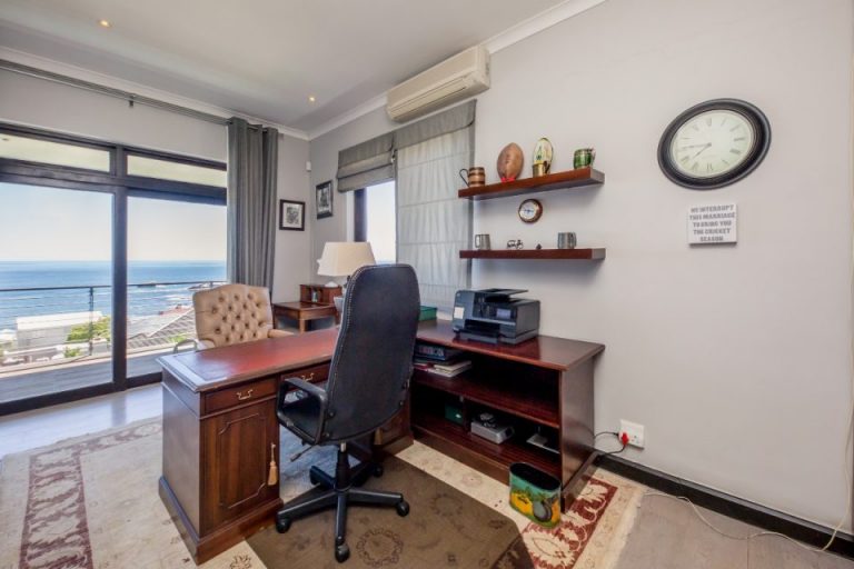kaplan-house-kaplan-house-study-170924687-960x640-1