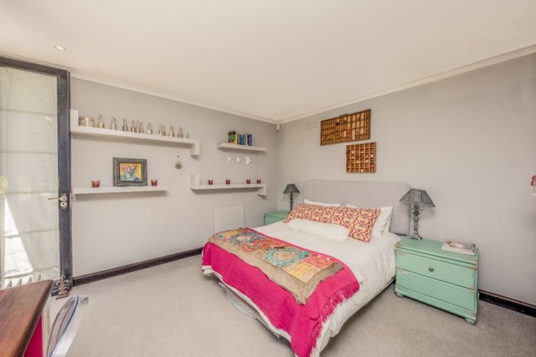 kaplan-house-kaplan-house-third-bedroom-170924697-960x640-1