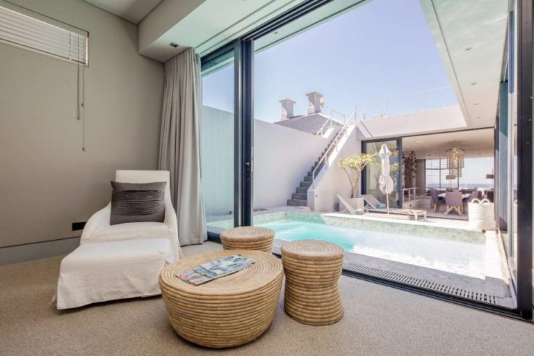loader-penthouse-loader-penthouse-direct-pool-access-168865910-960x640-1