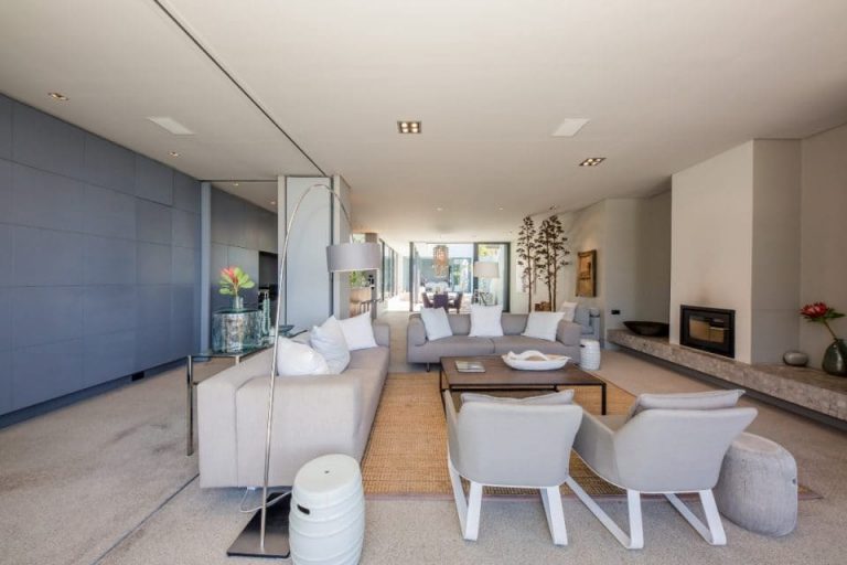 loader-penthouse-loader-penthouse-open-plan-living-area-168865901-960x640-1