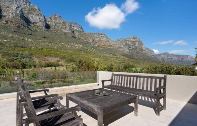 theresa-views-villa-158388848-999x640-1