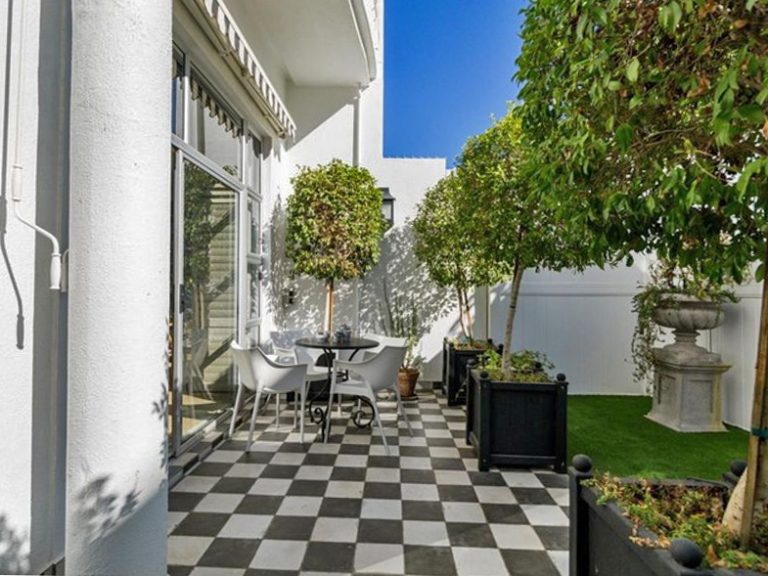 Edge-WaterHouse-Sea-Point5