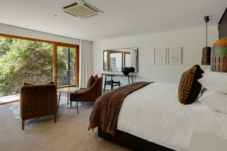 Thallo-Villa-Camps-Bay-Photography_N0A9596_fused-Edit_SR