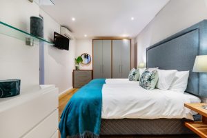 bBeta-Villa-Holiday-Rental-Cape-Town-bedroom-4