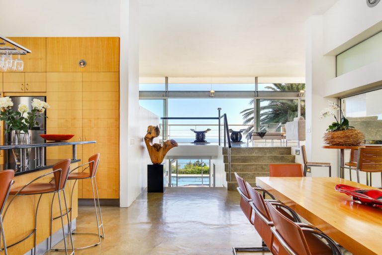Camps-Bay-Villa-with-pool_Cape-Town-1024x683-1
