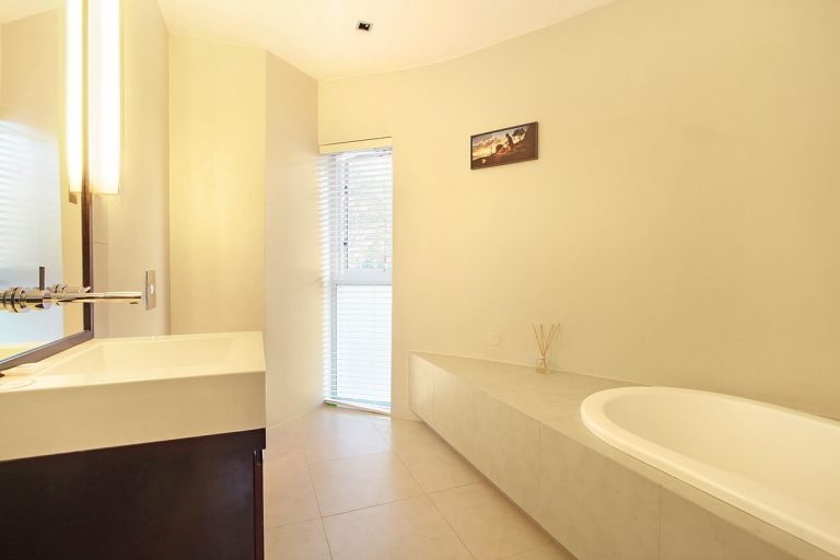 Glen-Sunset-Villa-Camps-Bay-3-bed-apartment
