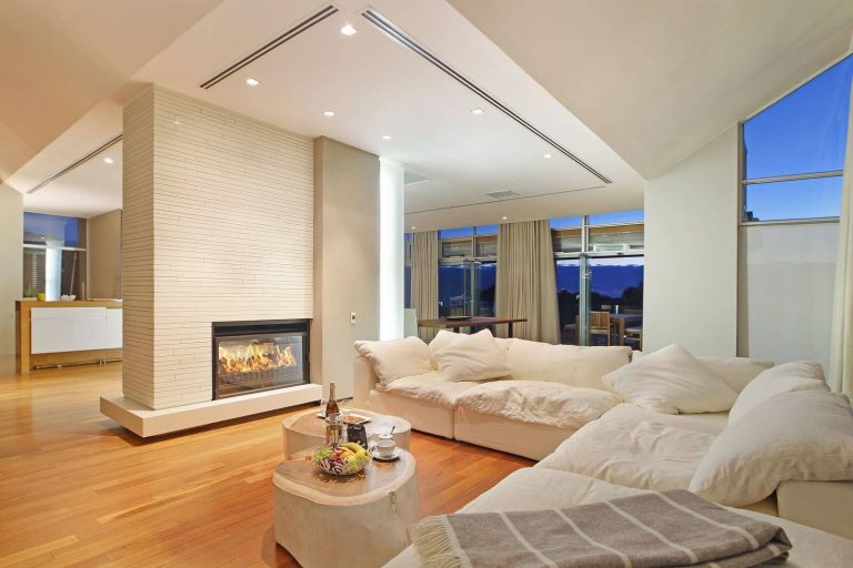 Glen-Sunset-Villa-Camps-Bay-open-plan-lounge-luxury-apartment