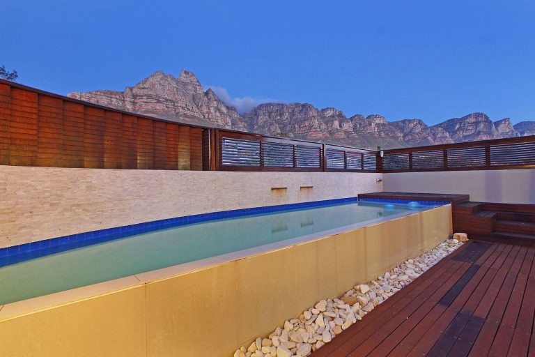 Glen-Sunset-Villa-Camps-Bay-pool-deck