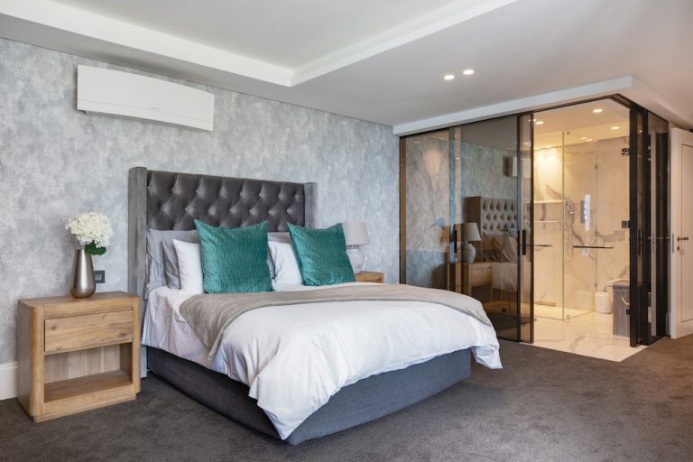 Luxury-Apartment-Rentals_Bantry-Bay
