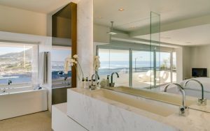 Ebb-Tide-Luxury-Apartment-in-Camps-Bay16-620x388-1