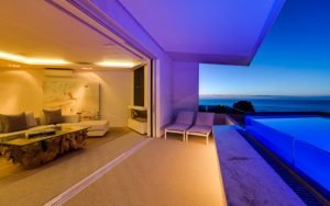 Ebb-Tide-Luxury-Apartment-in-Camps-Bay8-620x388-1