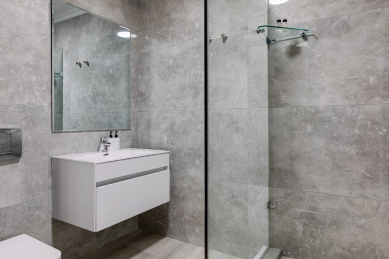 alpha-on-the-bay-alpha-on-the-bay-en-suite-to-the-fourth-bedroom-199360524