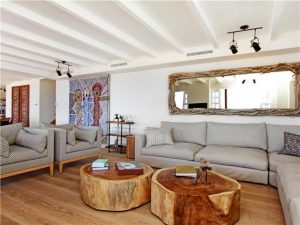 Lounge-at-Vacation-Rental-La-Baia-Camps-Bay-Villa-