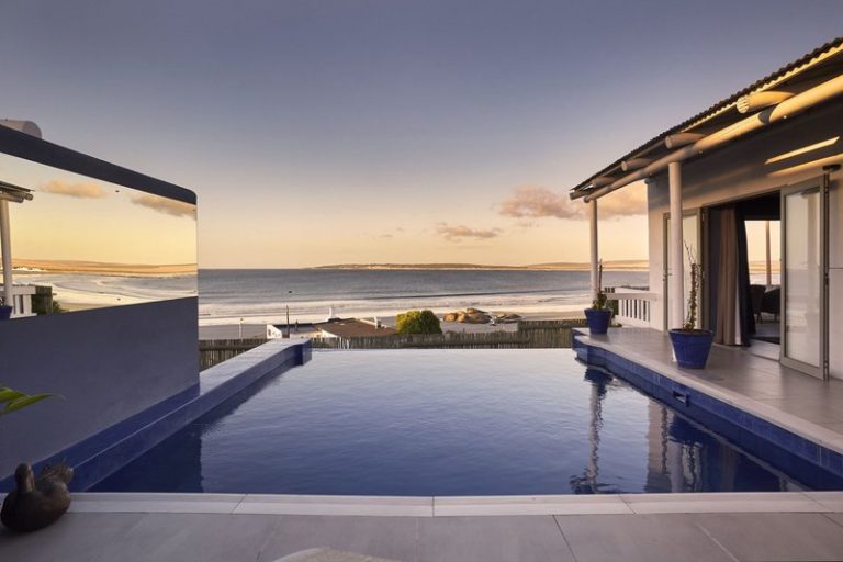 Abalone-Pool-Villas