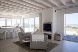 Interior-White-Sands-Beach-Villa-Yzerfontein