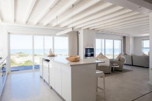 Kitchen-White-Sands-Beach-Villa-Yzerfontein