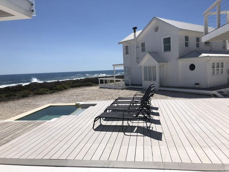 White-Sands-Beach-Villa-Yzerfontein