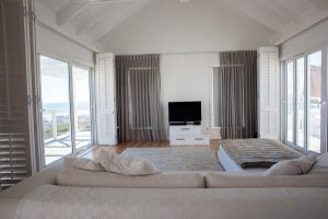 White-Sands-Beach-Villa-Yzerfontein-interior