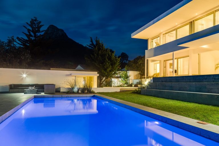 Villa-Maxima-Camps-Bay-exterior
